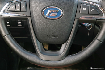 2015款揽福2.4L手动汽油两驱标准型