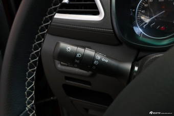 2018款斯威X7 1.5T手动豪华型7座