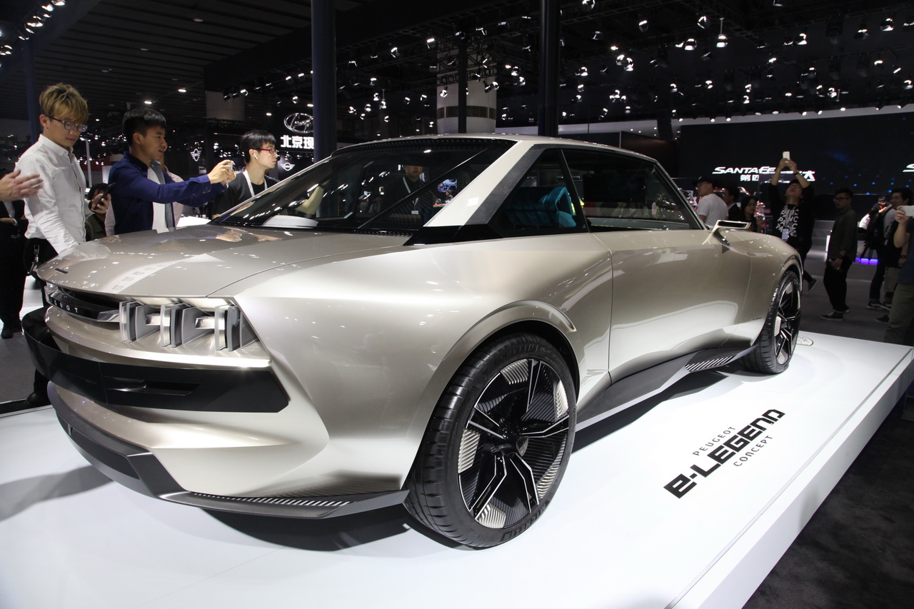 实拍：标致全新概念车E-legend亚洲首秀