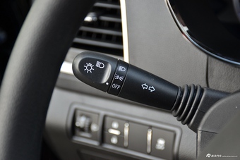 2016款宝骏560 1.8L 手动超值型