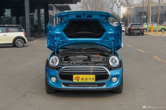 2016款MINI 1.5T自动 COOPER先锋派 五门版