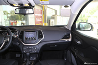 2017款自由光2.4L自动专业版智能包