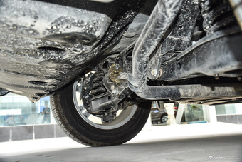 2016款长安CS75 2.0L手动豪华型国4