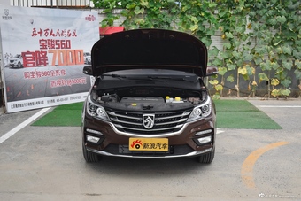 2017款宝骏560律动版1.5T手动乐享型