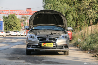 2018款逸动DT 1.6L手动尊享型 