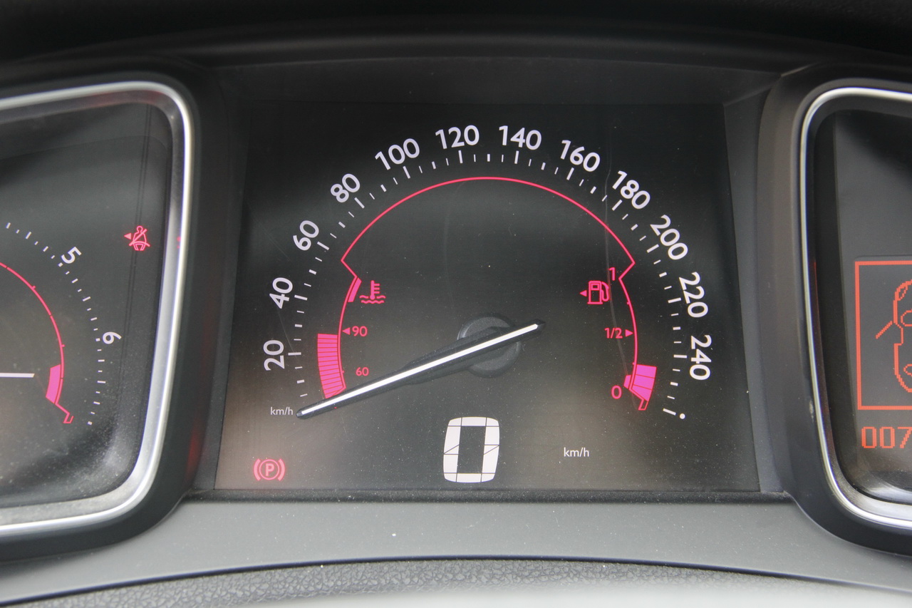 2014款DS 6 1.6T豪华版THP200