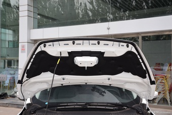 2017款翼虎2.0T自动四驱豪翼型EcoBoost 245 珍珠白