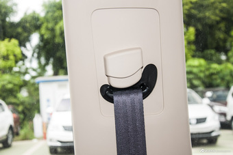 2015款 宝骏560 1.8L手动精英型