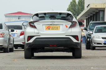 2018款奕泽IZOA 2.0L自动奕炫版