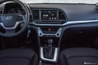 2016款领动 1.6L自动智炫豪华型 