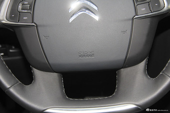 2016款雪铁龙C4L 1.2T自动精英型