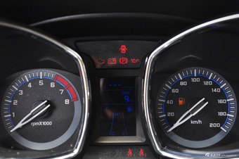 2016款英致G3 1.5L手动豪华版