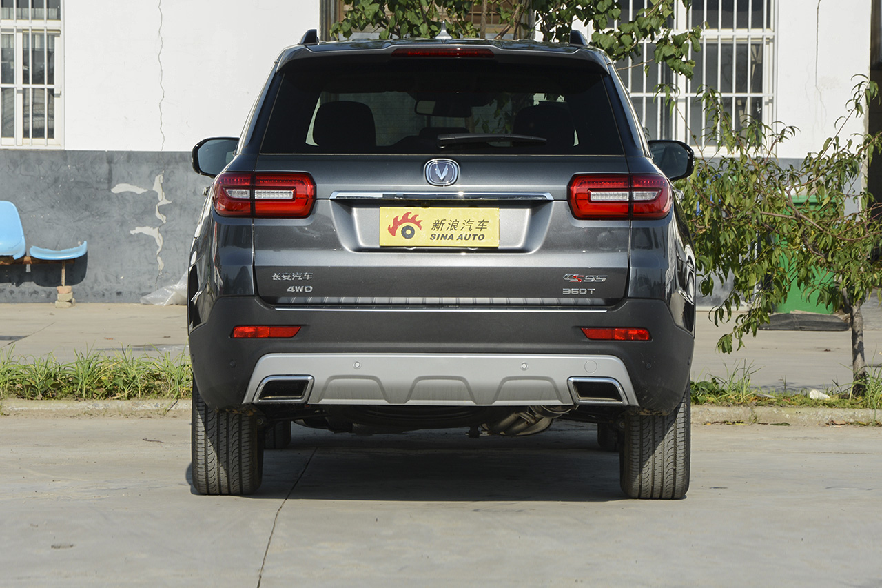 2017款长安CS95 2.0T自动四驱智尊版