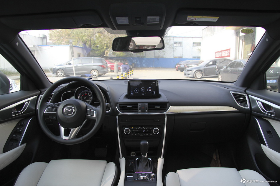 8月限时促销 马自达CX-4新车优惠13.78万起