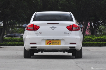 2017款海马M6 1.5T自动豪华型