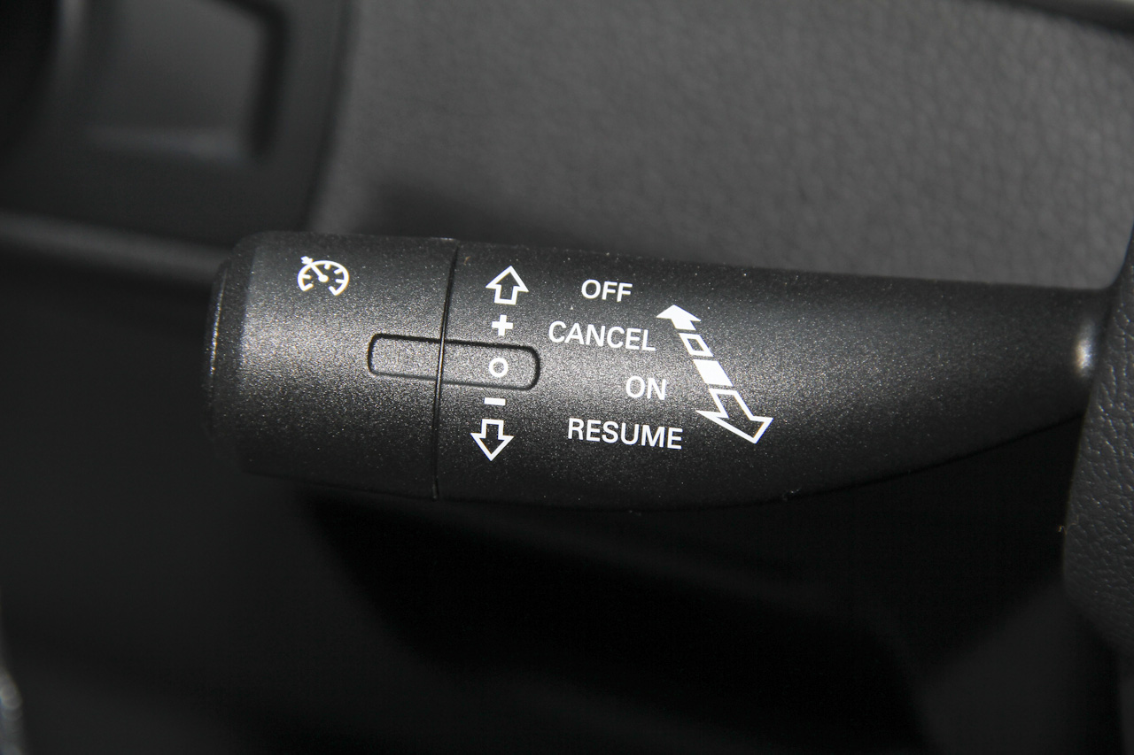 2016款荣威RX5 30T自动四驱互联网智尊版