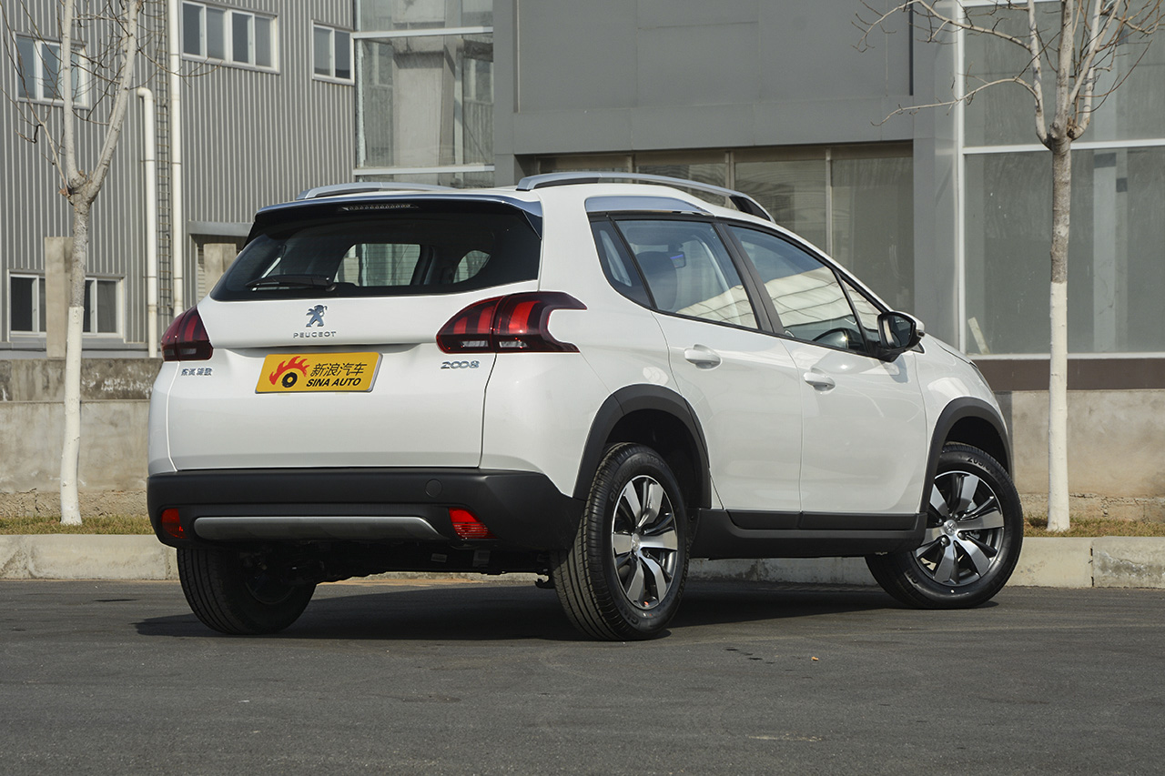 2018款标致2008 1.6L自动潮流版