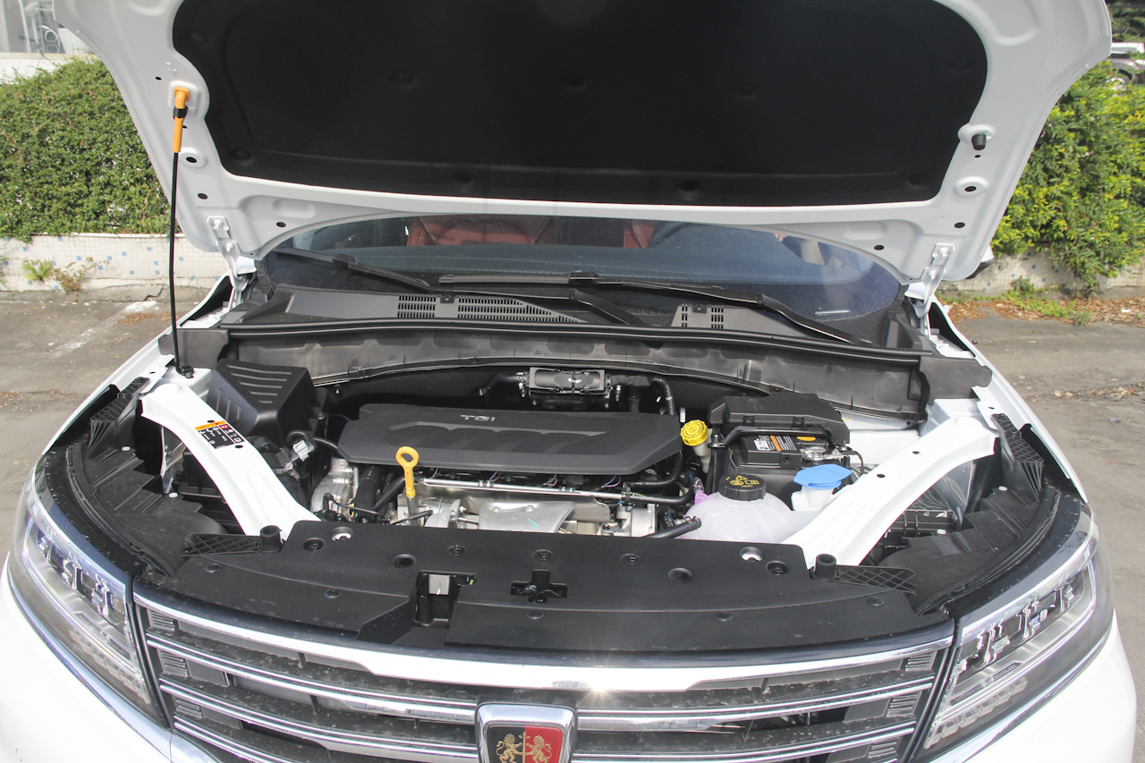 2016款荣威RX5 30T自动四驱互联网智尊版