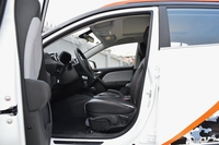 2018款东南DX3 1.5L手动户外版尊贵型