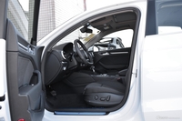 2018款奥迪A3 30周年型2.0T自动Limousine 40 TFSI运动型