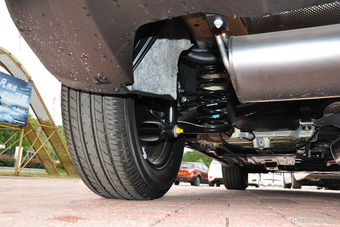 2017款骁途1.6L手动两驱都市时尚型 