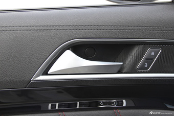 2017款猎豹CS10 2.0T自动豪华型