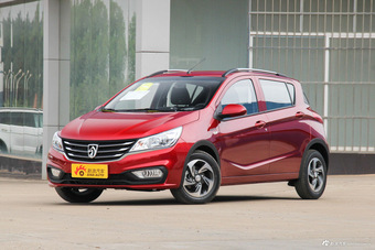 2017款宝骏310 1.5L自动时尚型