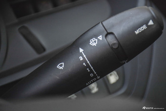 2016款雪铁龙C5 1.8T自动尊贵型