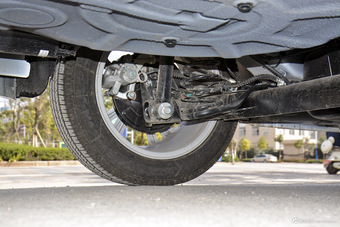 2016款名爵锐行1.5L自动风尚版