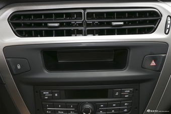 2018款全新爱丽舍1.6L自动时尚型