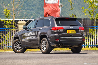 2016款大切诺基3.0TD自动柴油舒享导航版