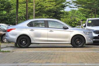 2016款全新爱丽舍1.6L自动时尚型