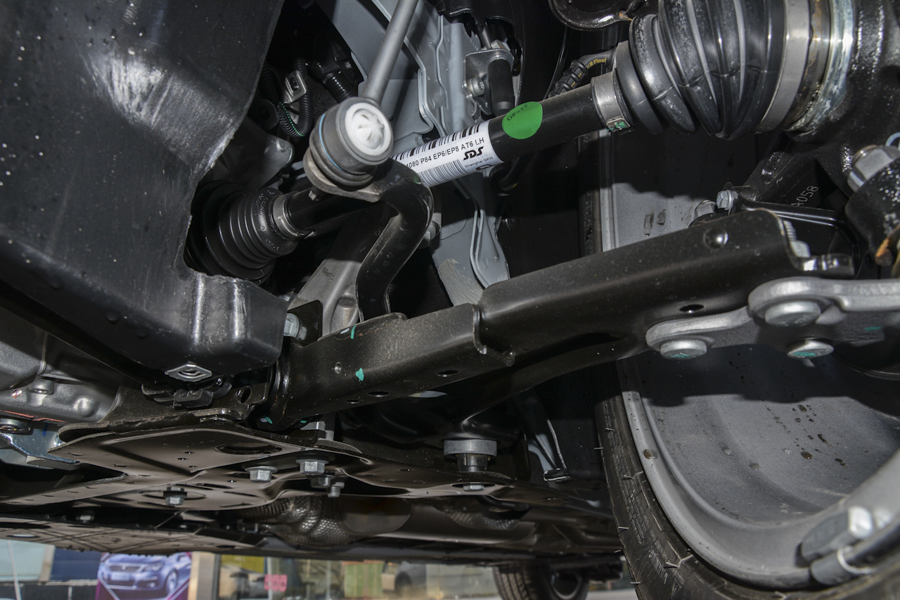  2017款标致4008 1.6T自动350THP精英版