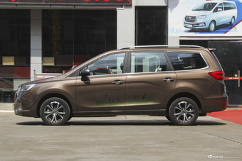 2018款瑞风R3 1.6L手动豪华天窗型