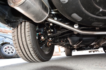 2017款比亚迪S7 2.0T自动尊荣型