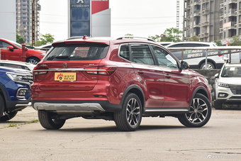 2018款荣威RX5 1.5T 20T自动两驱互联网智臻版