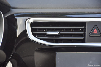 2016款中华V3 1.5T手动精英型