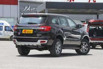 2016款撼路者2.0T自动四驱豪华版汽油 