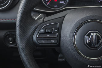 2018款名爵6 1.5T自动20T精英智联版 