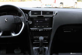 2018款DS 5LS 1.6T自动30THP尊贵型