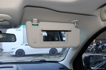 2018款斯威X7 1.5T自动智享型7座