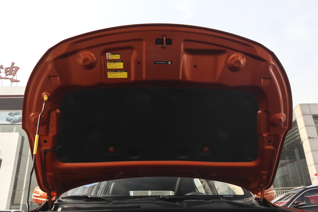 2017款比亚迪宋盖世升级版1.5TI手动精英型 