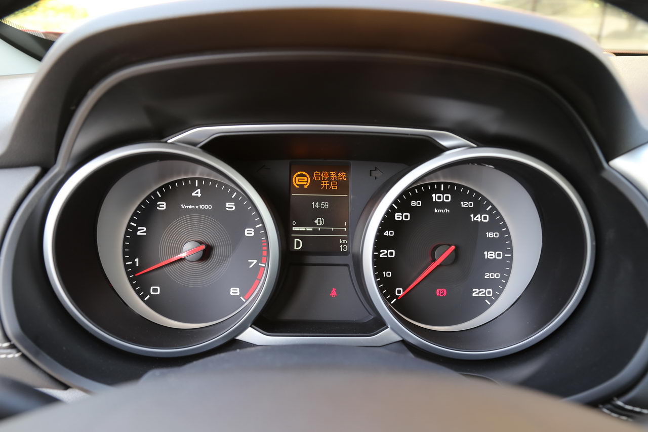 2017款锐腾2.0T 30T自动四驱旗舰版