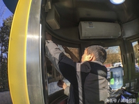 消失近20年的“老式交通岗亭”重现北京街头