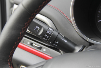 2017款长安CS55 1.5T自动炫动型