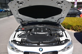 2019款宝马3系2.0T自动运动套装320Li M