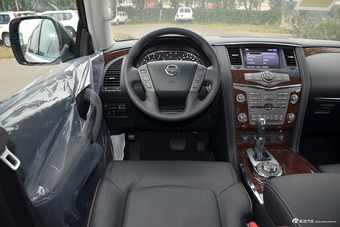 2017款途乐5.6L自动标准型