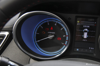 2018款开瑞K60 1.5L手动天窗型