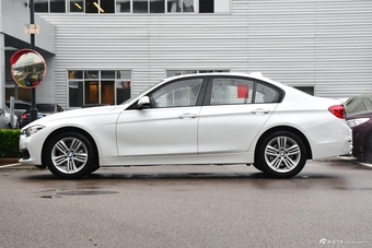 2018款宝马3系1.5T自动318i