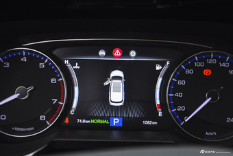 2017款传祺GS8 2.0T自动两驱尊贵版320T